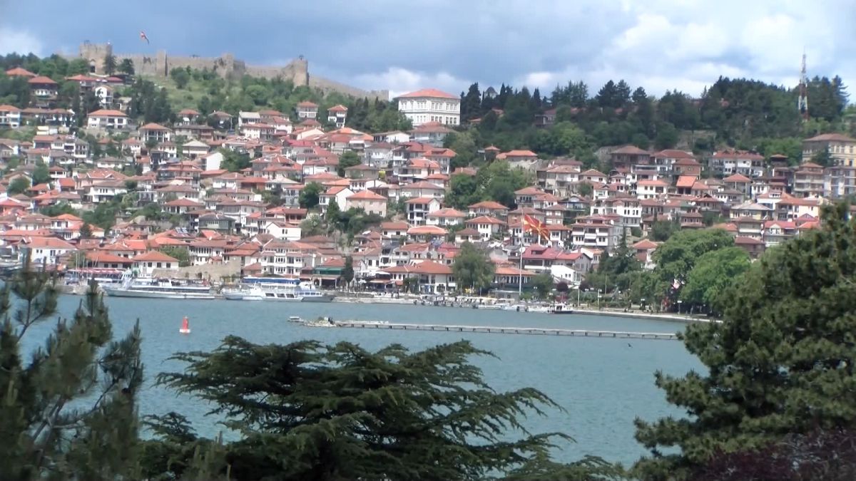 Охрид градба езеро