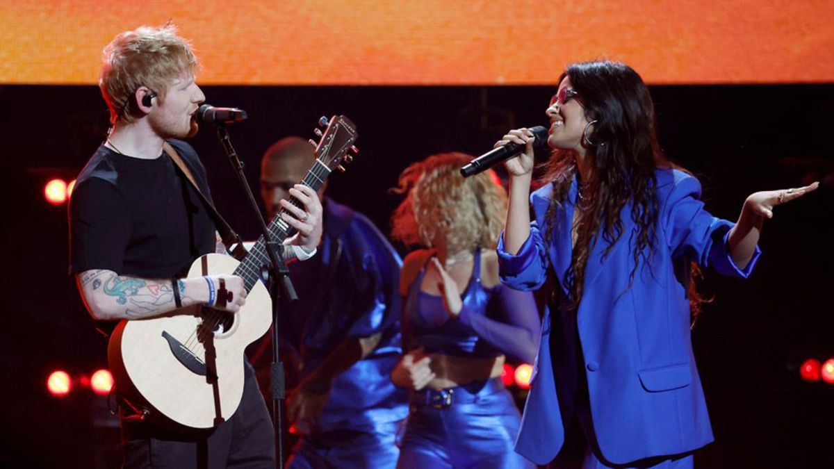 Ед Ширан и Камила Кабељо на хуманитарен концерт за Украина