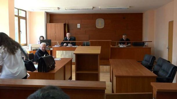 Судење родилка