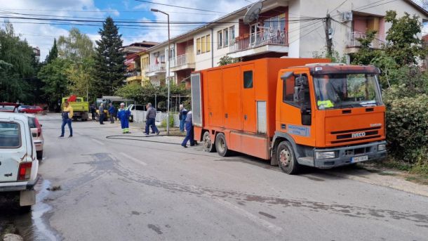 Нискоградба