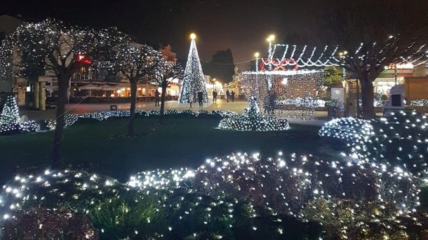 Охрид украсен