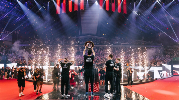 Македонец светски првак Дота