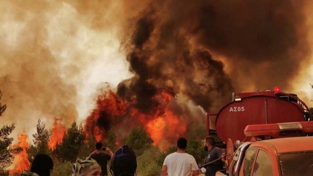 Пожари во Грција
