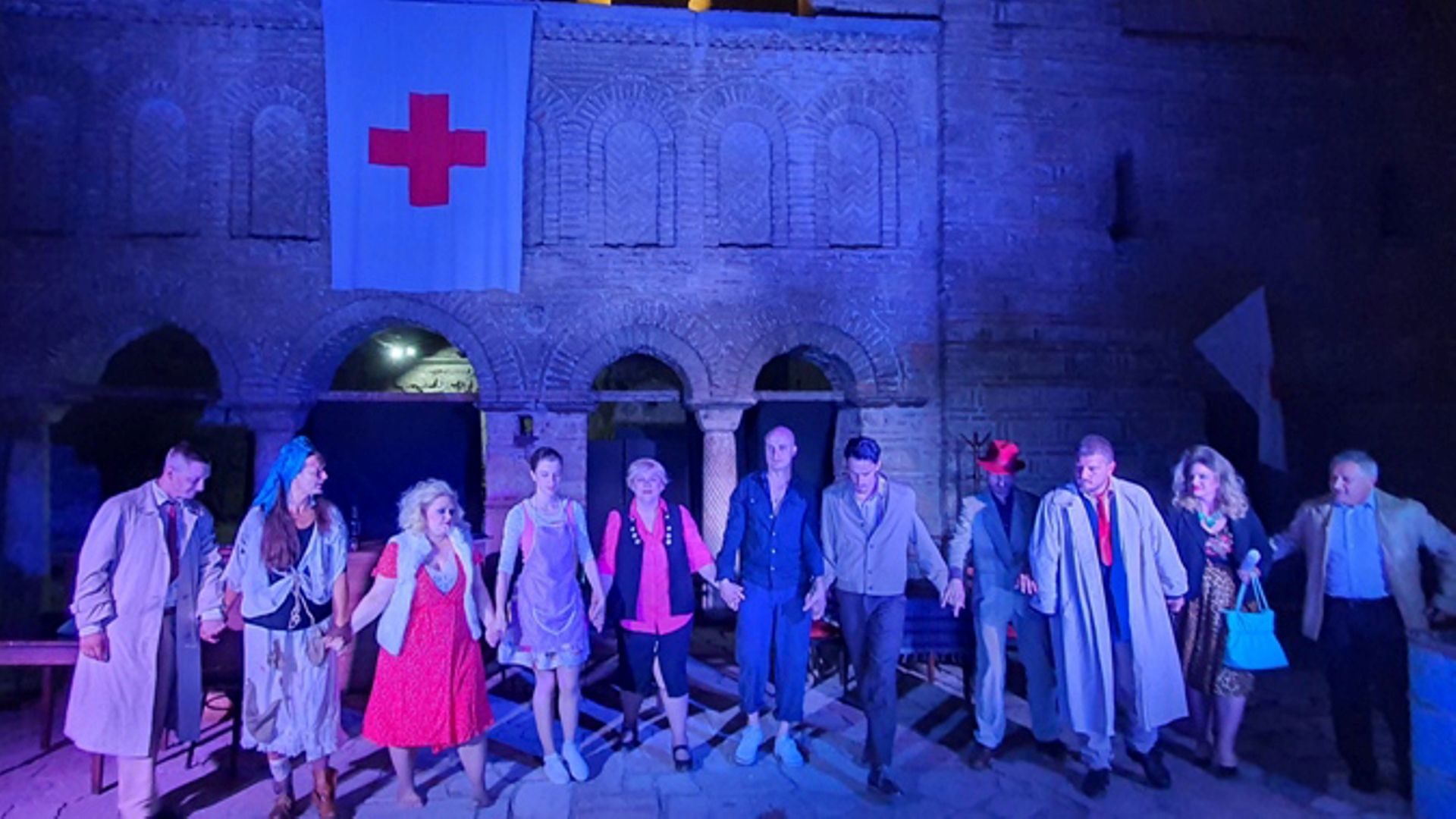 Вдиши театар