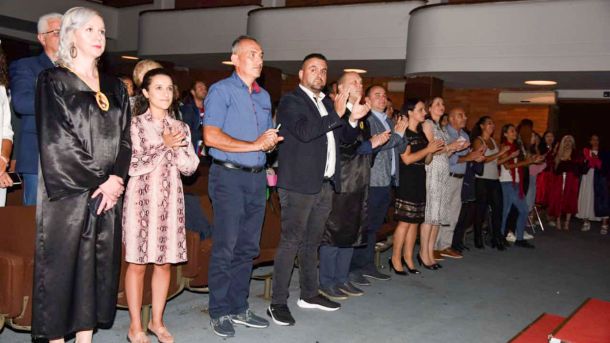 Дипломи Оемуц