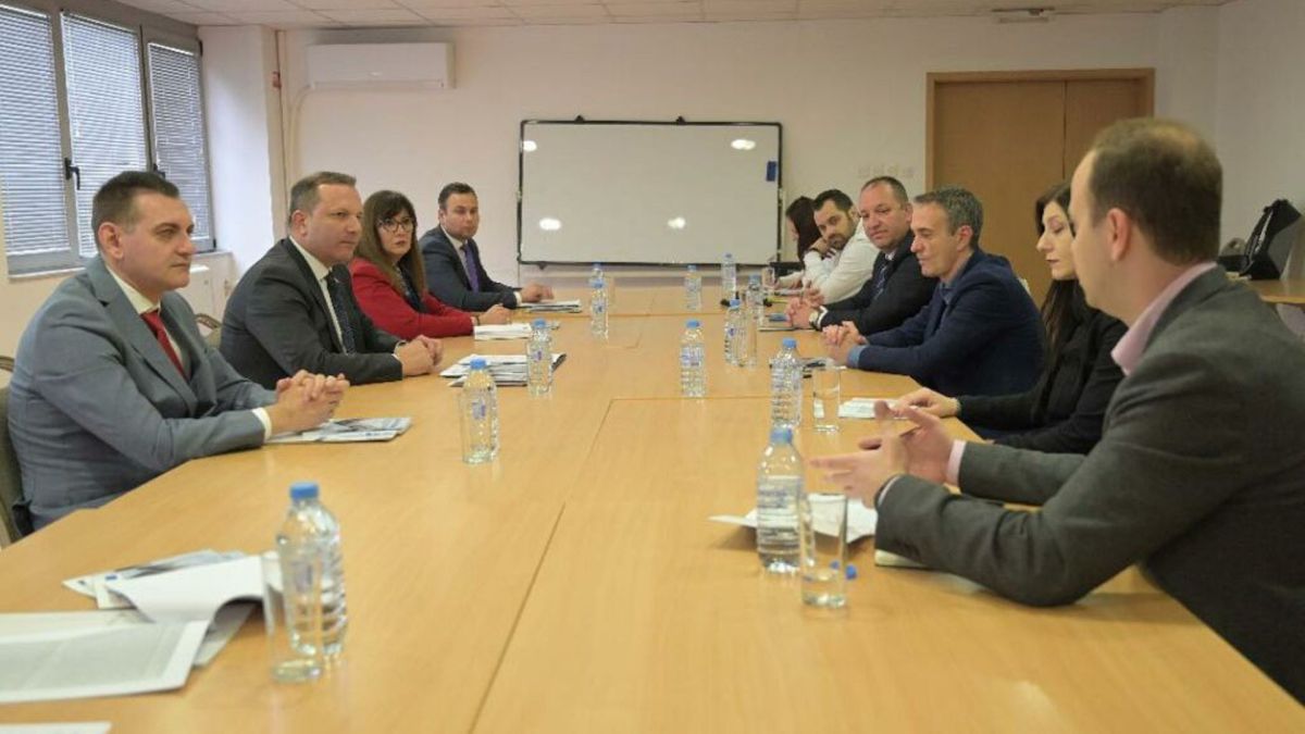 Мвр на средба со ЗНМ