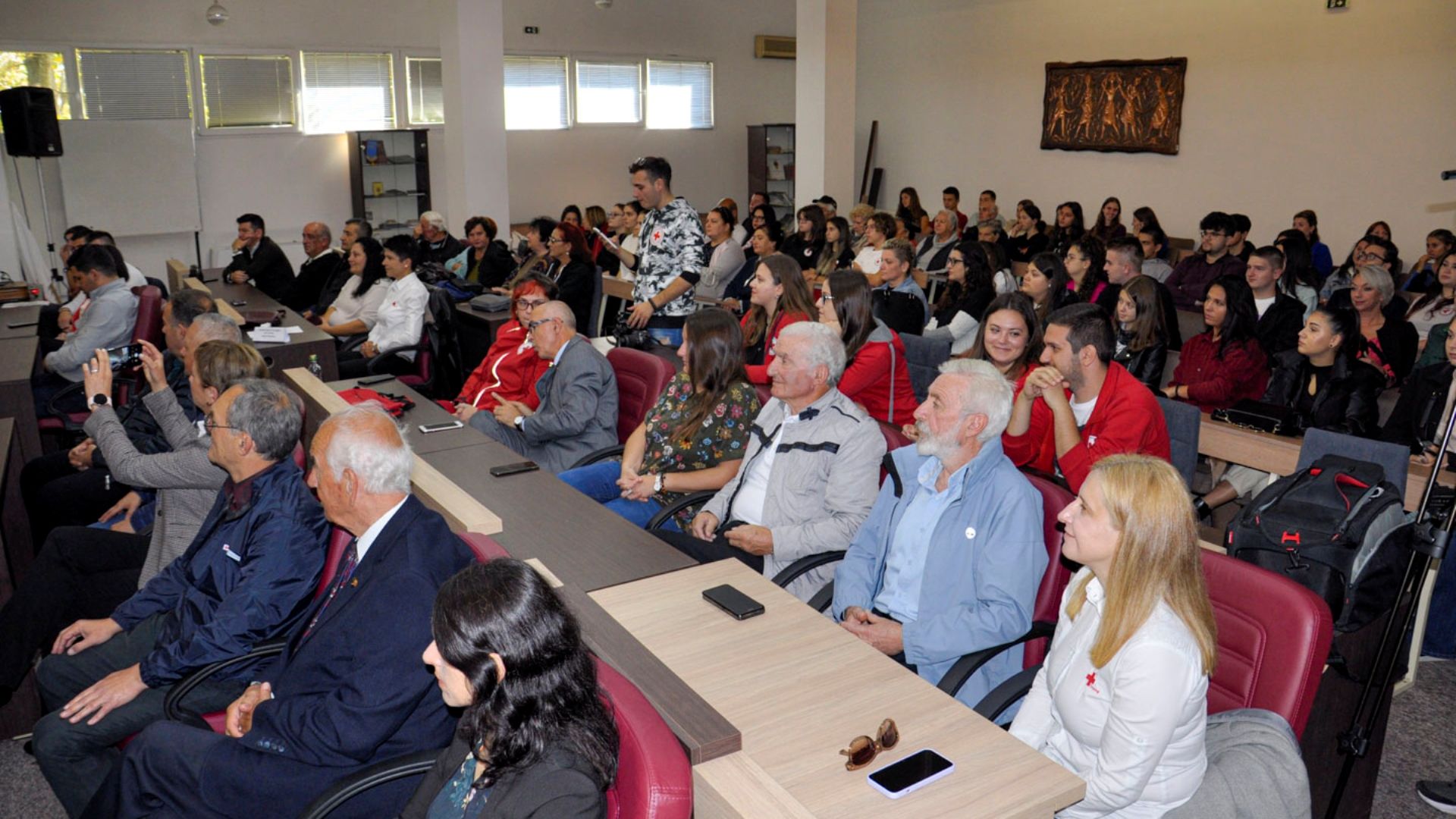 Црвен крст свеченост