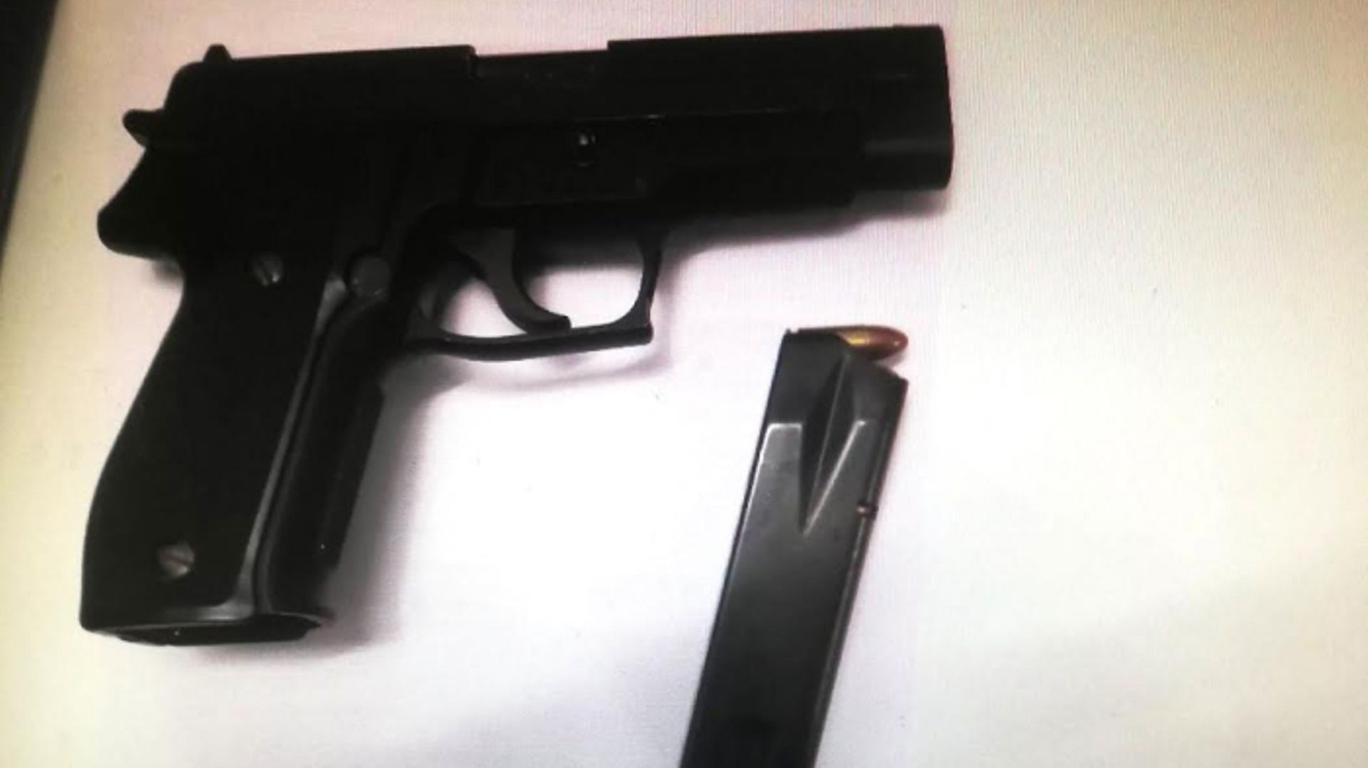 Пиштол - илустрација