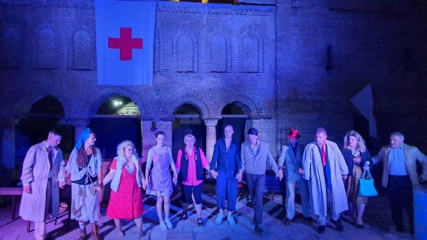 Вдиши театар