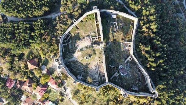 Археолошки истражувања на Самуилова тврдина