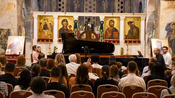 Пијано дуо концерт