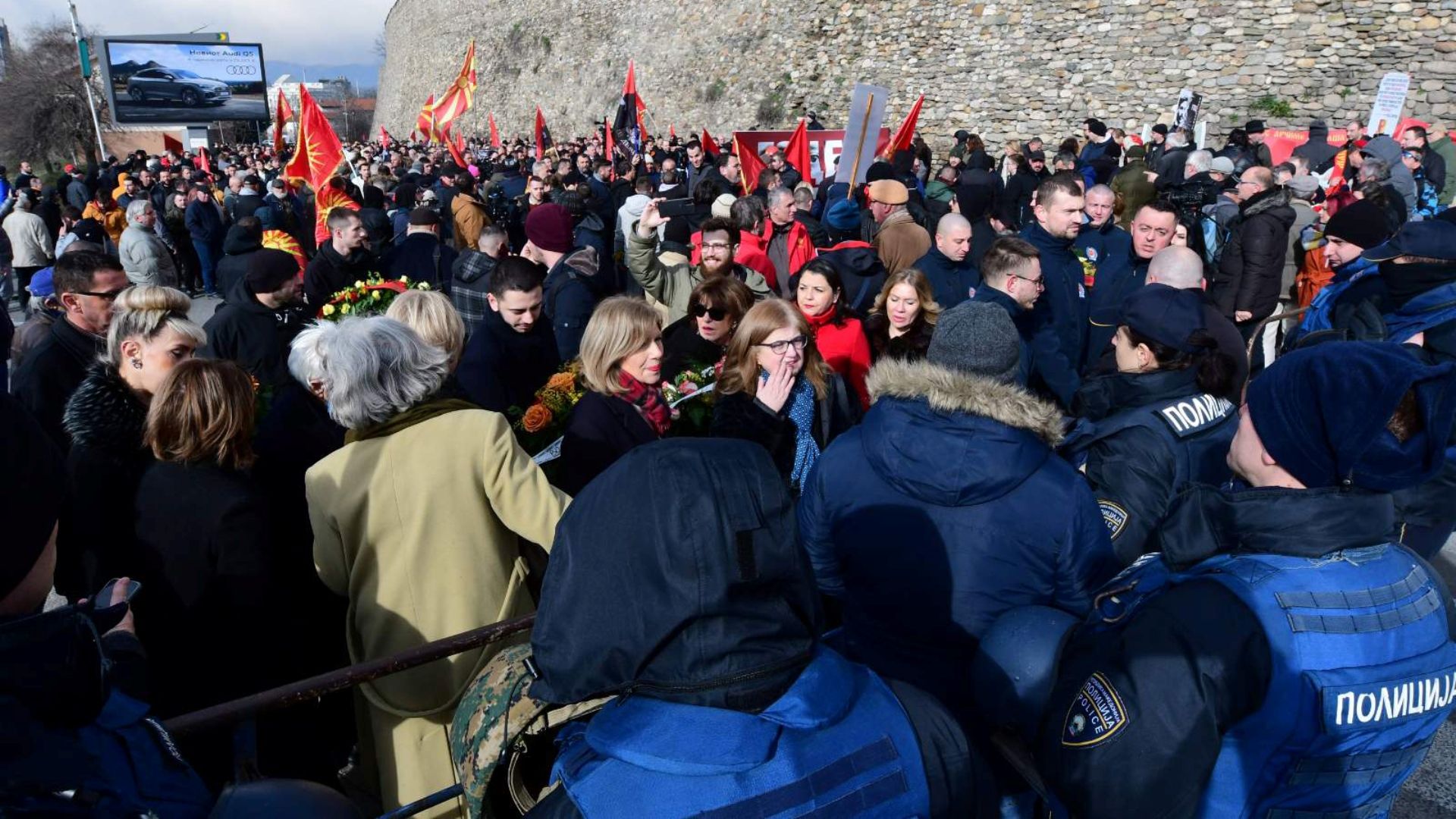 Полицајци Делчев