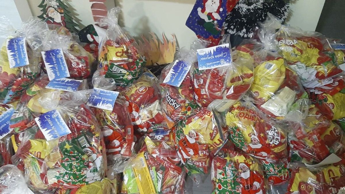 Новогодишни пакетчиња