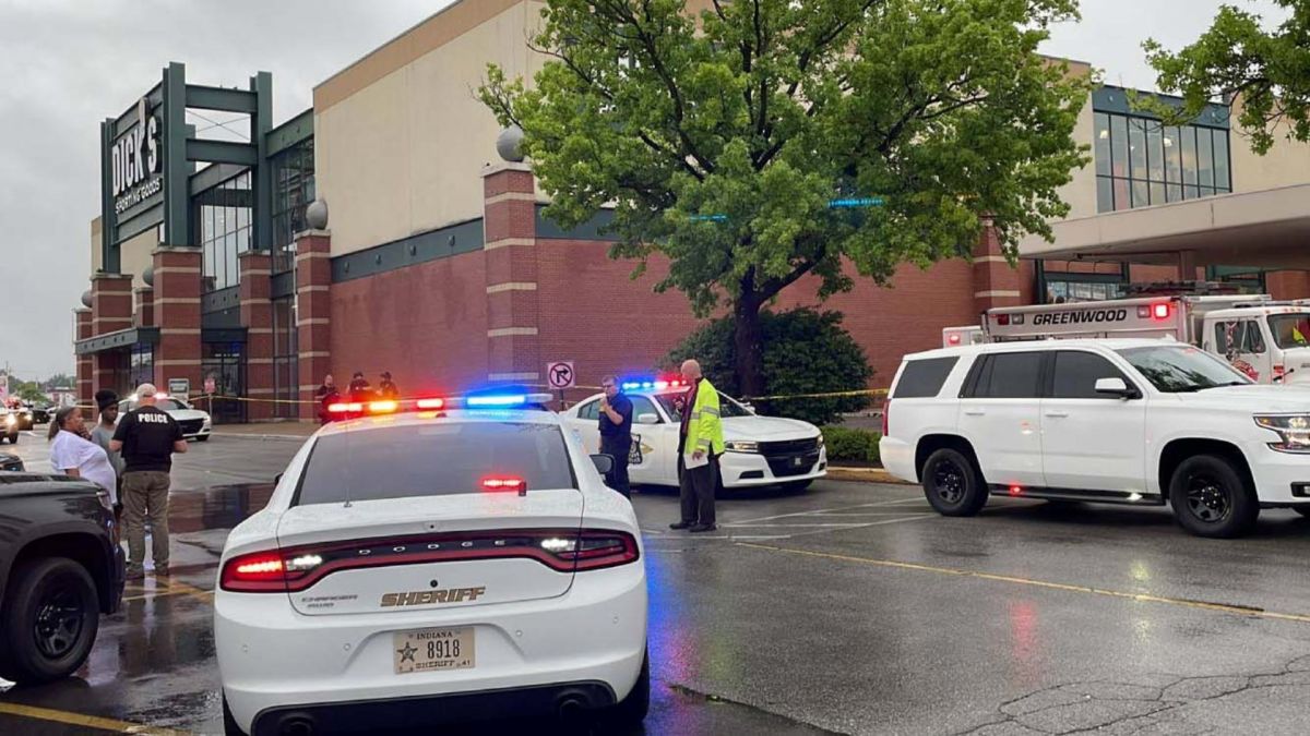 Пукање во Индијана