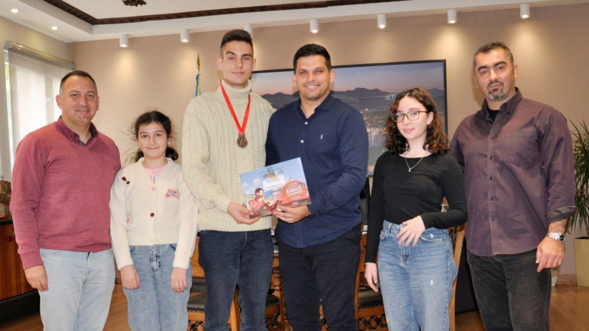 Пецаков на средба со Јаковлев