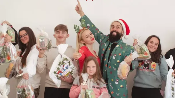 Пакетчиња за сите дечиња