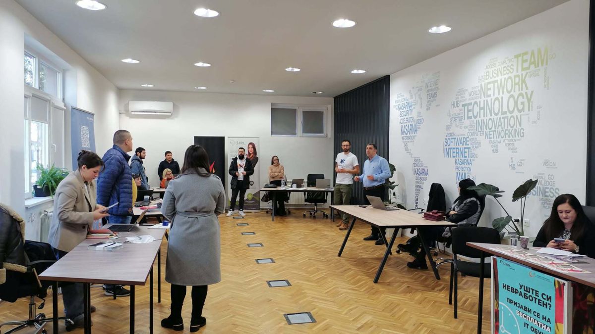 Денови на кариера