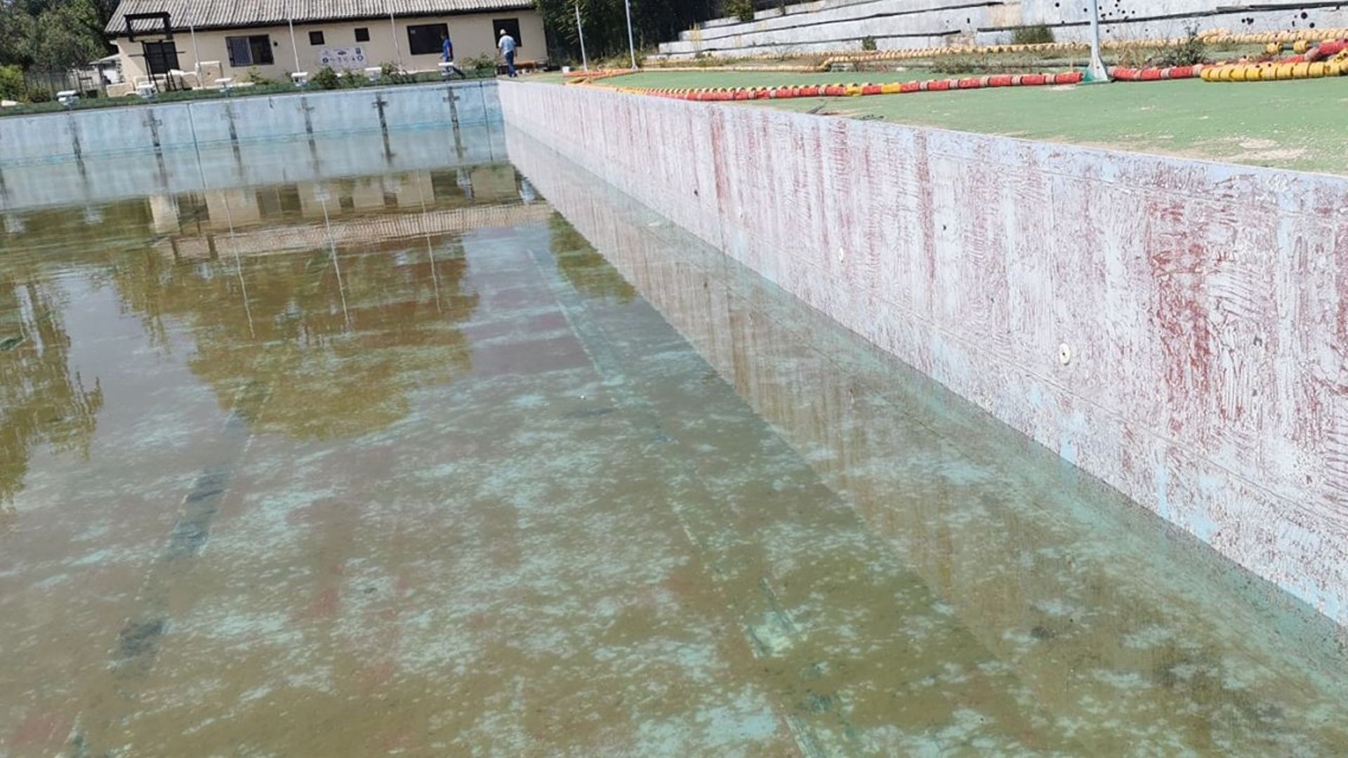 Градски базен