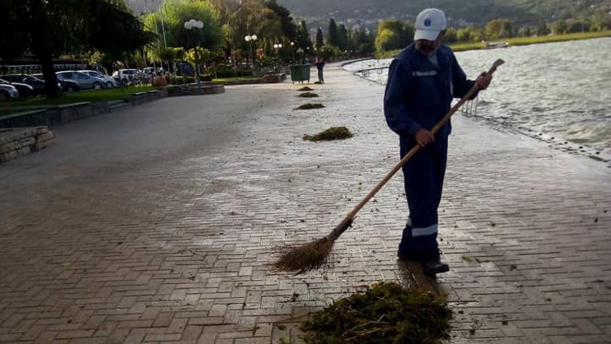 Комуналец акција
