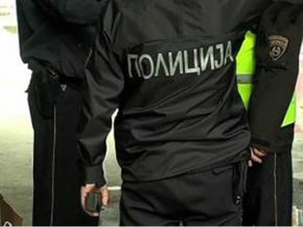 policija