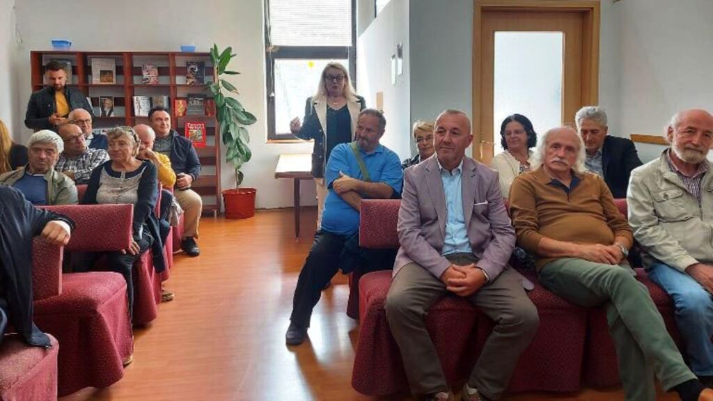 Промоција за стихозбирка