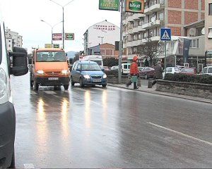 avtomobil