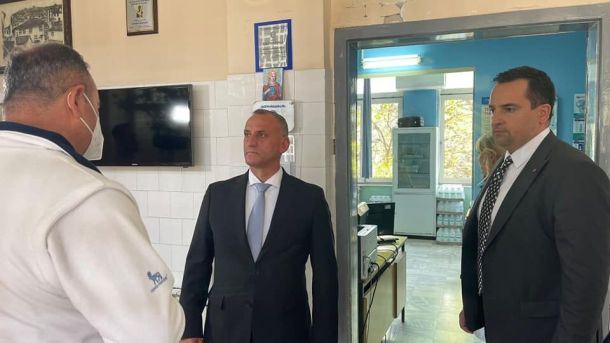 Министер за здравство во општа болница Охрид